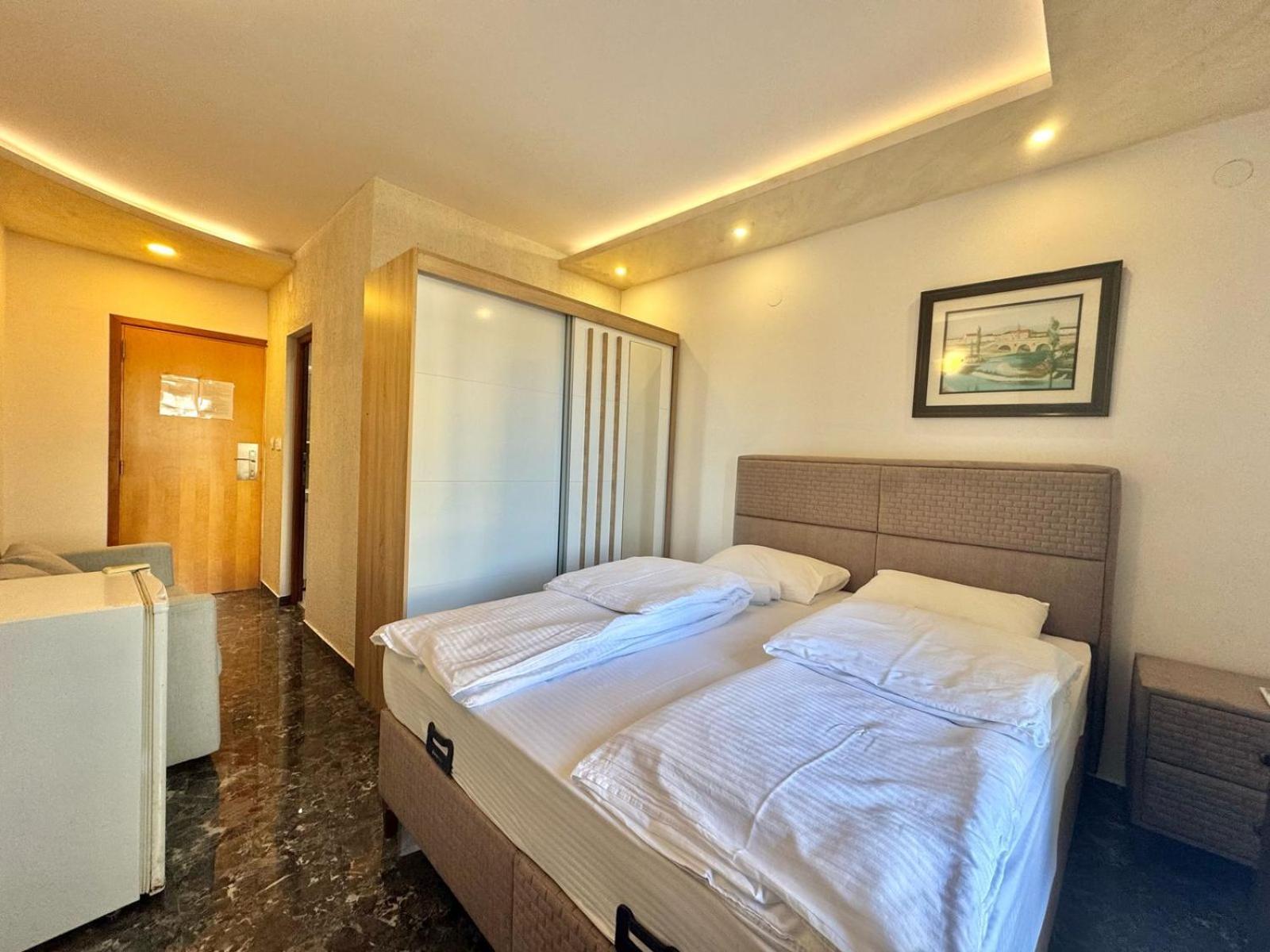 Beachfront Hotel Palma - Jaz Μπούντβα Εξωτερικό φωτογραφία